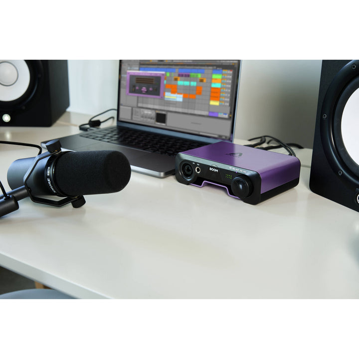 Apogee Boom