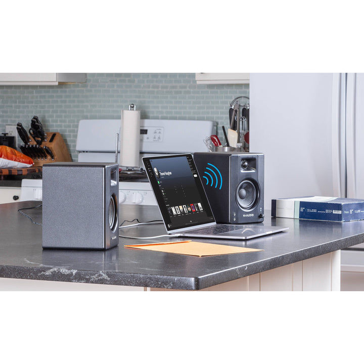 M-Audio BX4 (Pair) with Bluetooth
