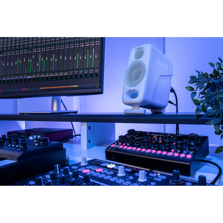 IK Multimedia iLoud Micro Monitors Pro (Single)