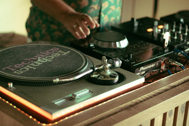 Best DJ Turntables Under $500 in Canada 2026