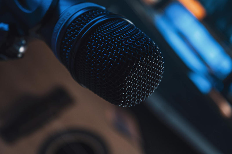 Condenser vs Dynamic Microphones Explained