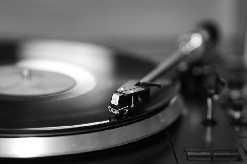 Best Record Players Under $1,000 in Canada 2026