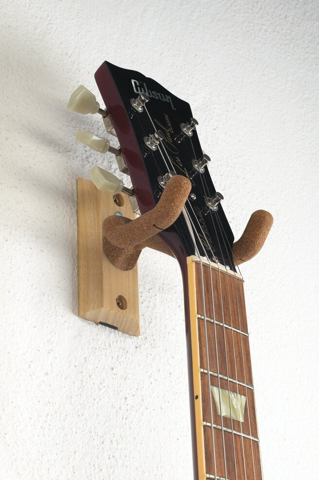 K&M K&M 16220 Cork Guitar Wall Mount