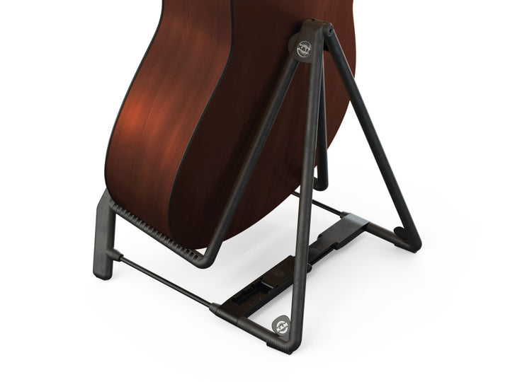 K&M K&M 17580 Red Guitar Stand