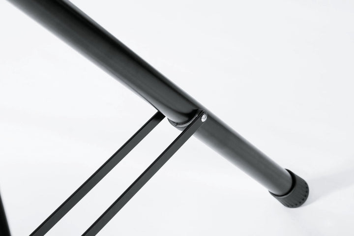 K&M K&M 214/6 Black Speaker Stand