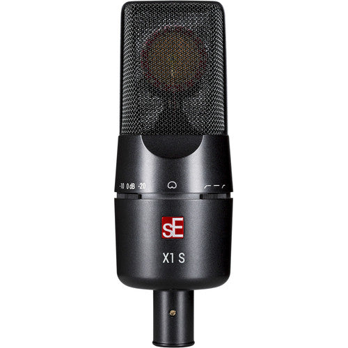 SE Electronics X1SVP X1 S Microphone with Shockmount and Cable Bundle – three-quarter right view