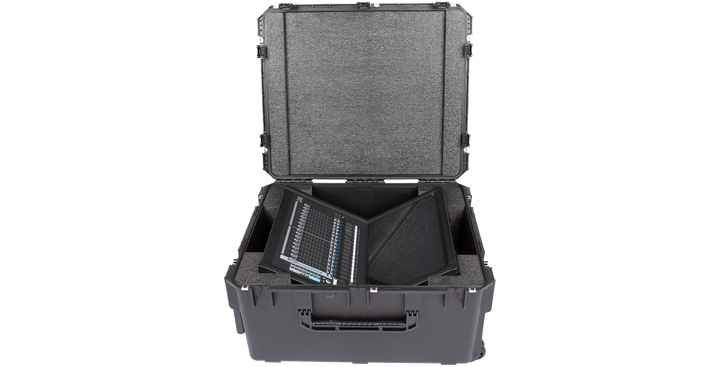 SKB SKB iSeries 3026-15 Waves LV1 Classic Case (Black, Pre-Cut Foam) - Console Cases