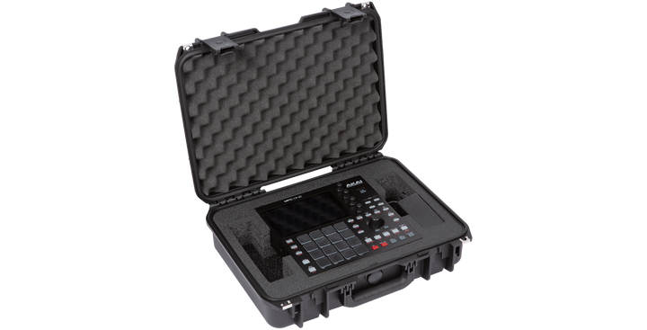 SKB SKB iSeries 1813-5 AKAI MPC One + Case (Black, Pre-Cut Foam) - Cases & Transport Accessories