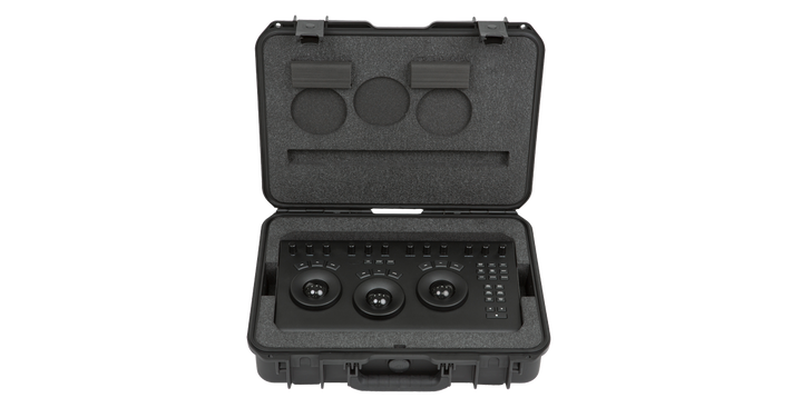 SKB SKB 3i-18135DAV iSeries 1813-5 Blackmagic Design DaVinci Resolve Micro Panel Case (Black, Pre-Cut Foam) - Cases & Transport Accessories