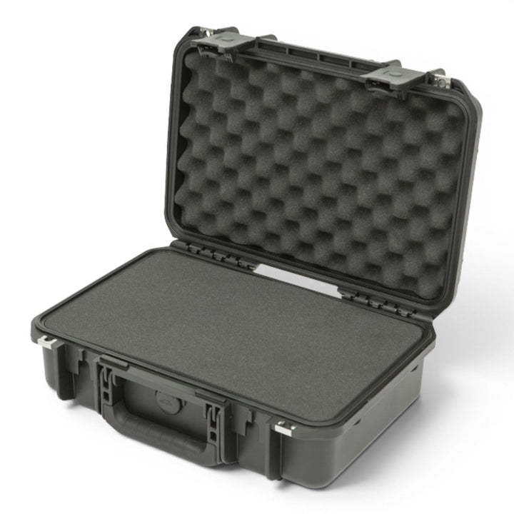 SKB SKB iSeries 1610-5 Case (Black, Cubed Foam) - Cases & Transport Accessories