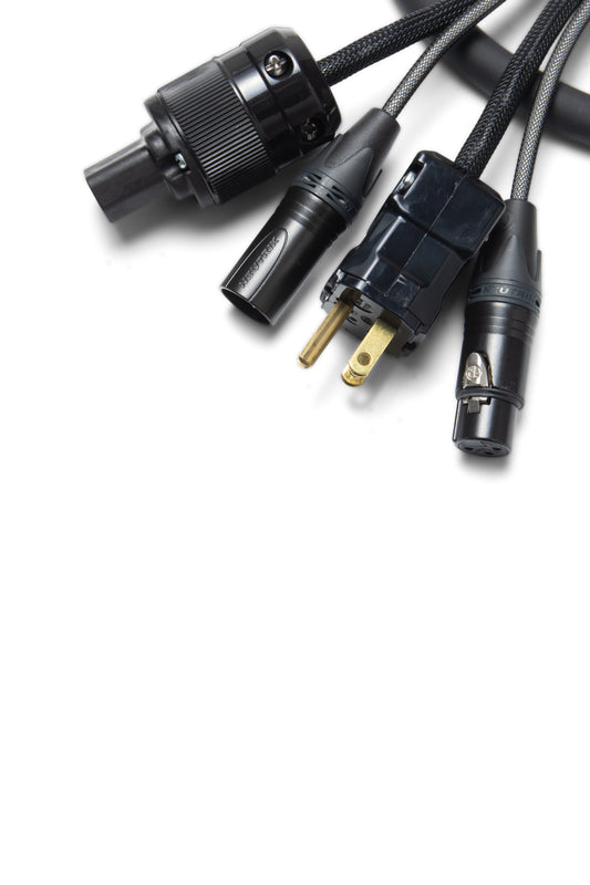 U-Ground to IEC Hybrid Cable