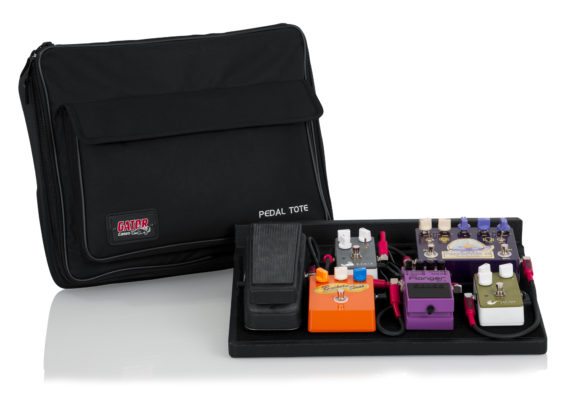 Gator Gator GPT-BL-PWR Powered Pedal Tote Pedal Board