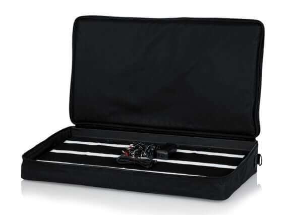 Gator Gator GPT-PRO-PWR Powered Pedal Tote Pro Pedal Board with Bag