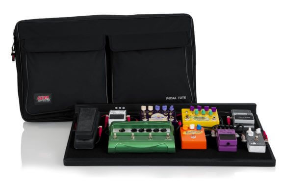 Gator Gator GPT-PRO-PWR Powered Pedal Tote Pro Pedal Board with Bag