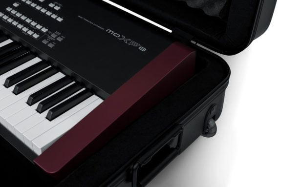 Gator Gator GTSA-KEY88 TSA Keyboard Series Molded 88-note Keyboard Case With Wheels