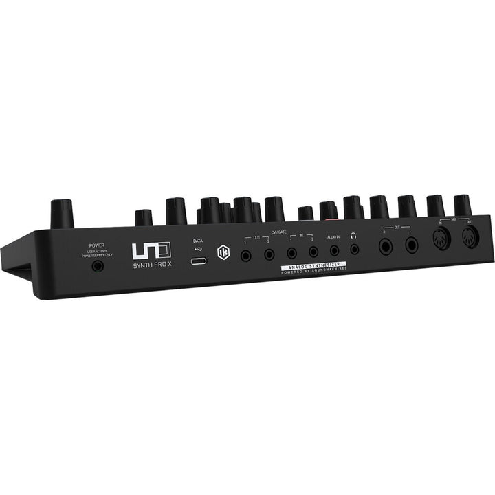 IK Multimedia UNO Synth PRO X