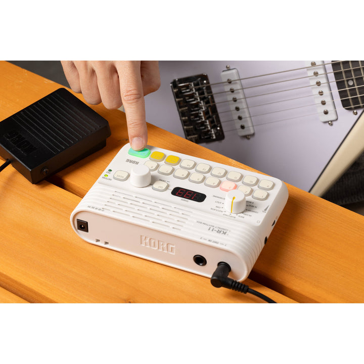 Korg KR-11