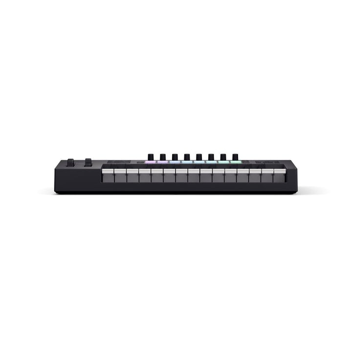 Novation Novation Launchkey 25 Mk4 MIDI Keyboard (Open Box, Brand New)