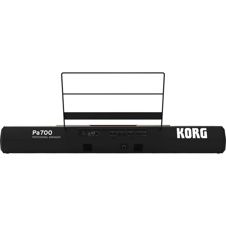 Korg Pa700