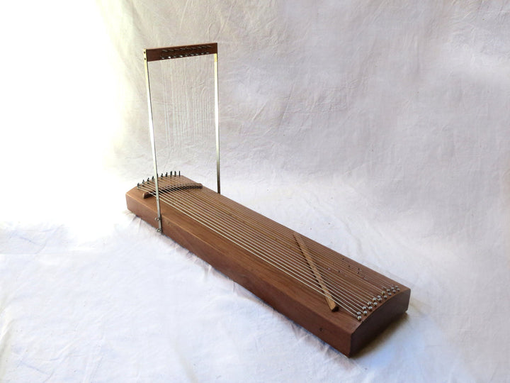 Hopkin Instrumentarium: Chordophones - 4