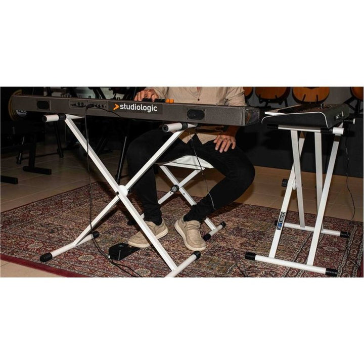 Quik Lok T20WH X-Frame Keyboard Stand (White) - Keyboard & Synthesizer Stands