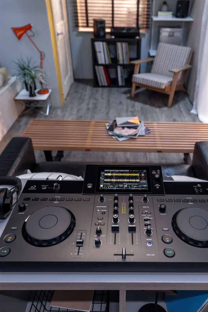 AlphaTheta AlphaTheta XDJ-AN 2-Channel All-In-One DJ System
