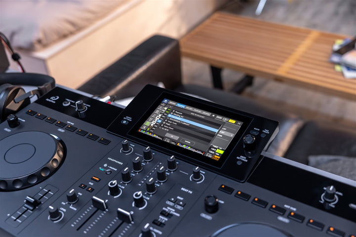 AlphaTheta XDJ-AN - lifestyle 23