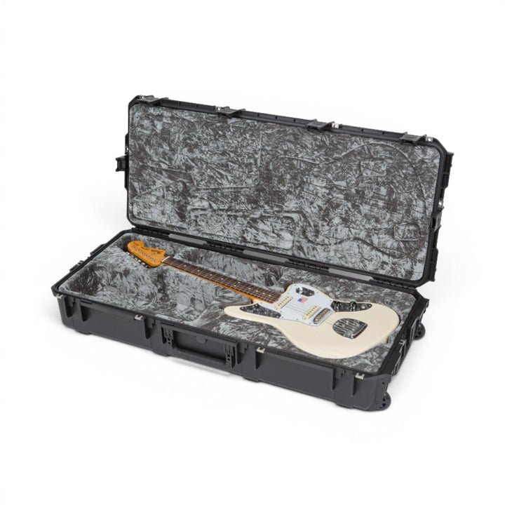 SKB SKB iSeries 4217-62 Waterproof Jaguar / Jazzmaster Guitar Flight Case (Black) - Guitar Stands