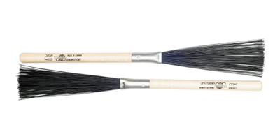 Los Cabos Los Cabos Brushes - Clean Sweep (wooden handle - nylon brush)