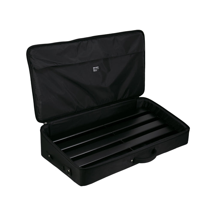 MONO Pedalboard Rail Large with Stealth Pro Accessory Case Bundle (Black) - Pedal Boards