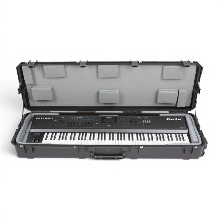 SKB SKB iSeries 6018-8 88-note Keyboard Case (Black / Padded Liner) - Keyboard & Synthesizer Stands