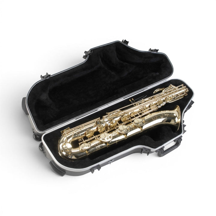 SKB SKB 1SKB-455W Contoured Pro Baritone Sax Case with Wheels (Black) - Instrument Cases