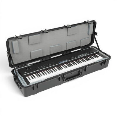 SKB SKB iSeries 5616-9 Narrow 88-note Keyboard Case (Black / Padded Liner) - Instrument Cases