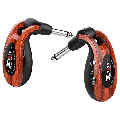 Xvive XVIVE-U2/WOOD Guitar Wireless System with 1/4" transmitter and 1/4" receiver - Microphones
